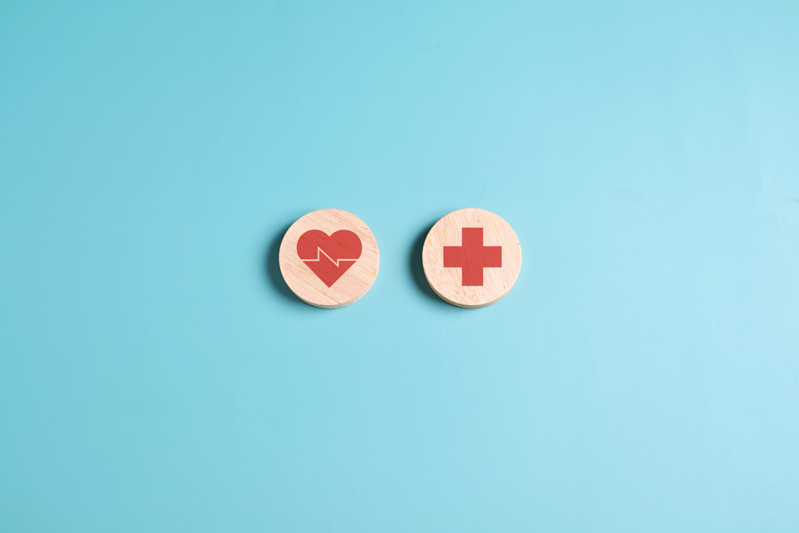 Read more about the article Serviciul aCassa vs. Cămin pentru Vârstnici